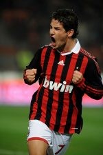 Kalahkan MU, Milan Harus Beri yang Terbaik