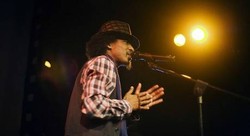 Rayakan Piala Dunia bersama Knaan