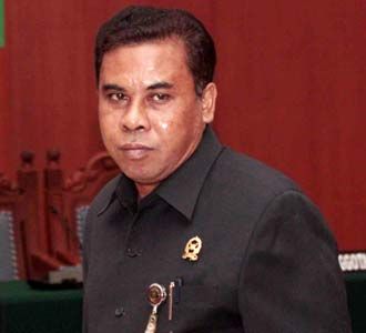 Hakim Rizet Benyamin Dipecat