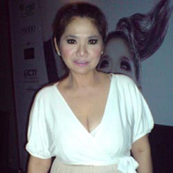 Rilis Album Baru, Vina Panduwinata Kembali Muda