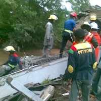 Tertibkan Rumah di Bantaran Sungai, 30 Camat Dipanggil
