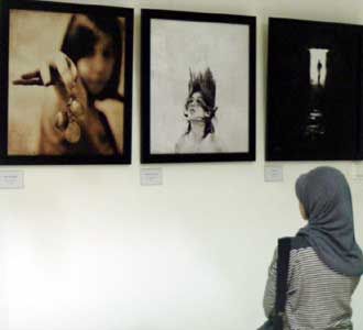 Membaca Fotografi Buram