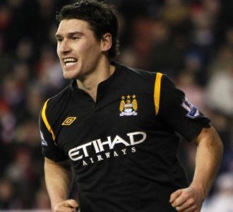 Satu Poin untuk Empat Besar