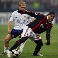 Milan Lebih Garang, MU Lebih Efektif