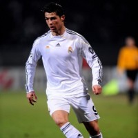 CR9: Kenapa Harus Panik?