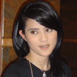 Angeliq: Menikah Resmi Lebih Nyaman