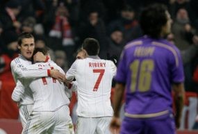 Ke Dokter Mata Saja, Hakim Garis!