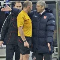 Wenger: Wasit Bikin Kesalahan Besar 
