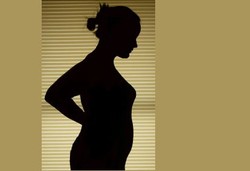 Normalkah Bercak Darah di Trimester Pertama Kehamilan?