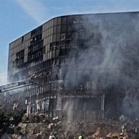 Pilot Tabrakkan Pesawat  ke Gedung di Texas