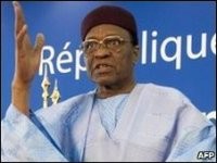 Militer Niger Lancarkan Kudeta, Presiden & Menteri Disekap di Barak