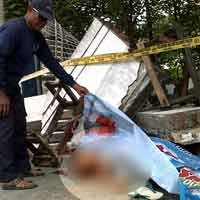 Tukang Becak Tewas Tertimpa Tembok Setinggi 2,5 Meter