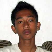 Tak Kerjakan PR, Murid SMP Dipaksa Makan Kapur Tulis