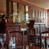 Weekend Asyik di Praline Bistro