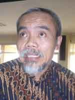 Berdasarkan UU Sisdiknas Gelar Profesor Banyu Telah Hilang