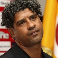 Rijkaard Akui Pep Lebih Baik