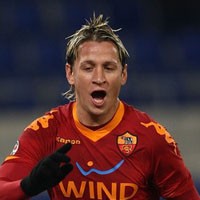 Rumah Kemalingan, Mexes Batal Bertanding