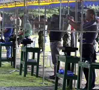 Marinir Gelar Lomba Menembak Marinir Gelar Lomba Menembak