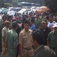 Demo RUU Desa, Ribuan Linmas & Petugas Desa Tiba di DPR