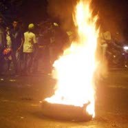 Bakar Ban dan Blokir Jl Diponegoro, 3 Mahasiswa Diamankan Polisi