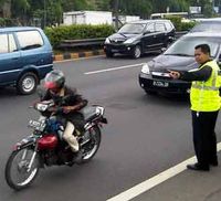 Gatsu Ditutup, Biker Masuk Tol