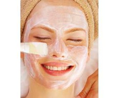 Rawat wajah dengan Masker Buah