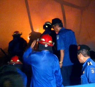 Gudang Kasur Ludes Terbakar