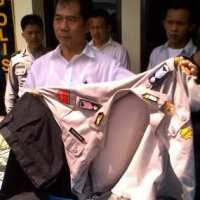 Penjual Seragam Harus Tanyakan KTA Milik Pembeli