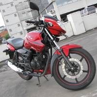 Si Sporty dan Futuristik TVS Apache RTR 160