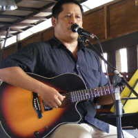 Dari Caleg, Memilih Jadi Pengamen