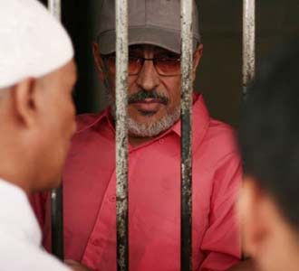 Ali Abdullah Menunggu Sidang