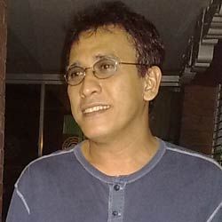 Meski Tak Palsu, Account Iwan Fals Bikin Heboh di Twitter Meski Tak Palsu, Account Iwan Fals Bikin Heboh di Twitter