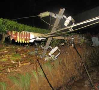 Kampung Dewata Tertimbun Longsor
