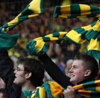 Fans MU Serang Glazer Lagi