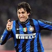 Tuan Rumah Diunggulkan Tipis