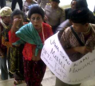 Seniman Ludruk Wadul DPRD