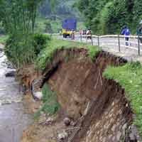 Waspadai 3 Titik Rawan Longsor Antara Malang-Kediri