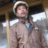 Tunda Keluar Rumah, Enyi Tertimbun Longsor