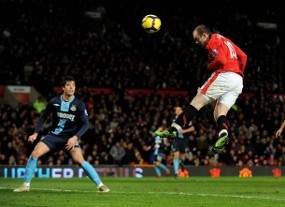 Rooney Petik Hasil Mengasah Kepala