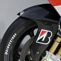 Bridgestone Ingin Lama di MotoGP