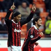 Pato Dua Gol, Milan Bekuk Atalanta 3-1