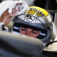 Mercedes Tercepat Lewat Rosberg