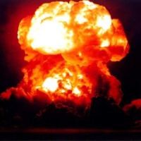 Duarr!! Ledakan iPod Bikin Panik Anak SMA