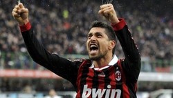 Borriello Kembali ke Azzurri, Nesta Tidak