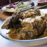 Mau Coba Gulai Kepala Kelinci?