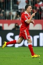 Ribery Antar Bayern ke Puncak