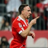 Ribery Antar Bayern ke Puncak
