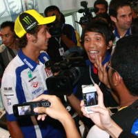 Bahagianya Disenyumi Rossi