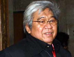 Ketua MPR Sesalkan Kisruh DPR