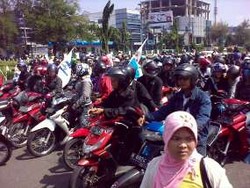 Khawatir Di-PHK, Ratusan Buruh Semarang Tolak AC-FTA